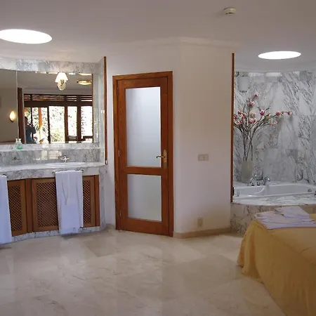 Anfi Tauro Villas